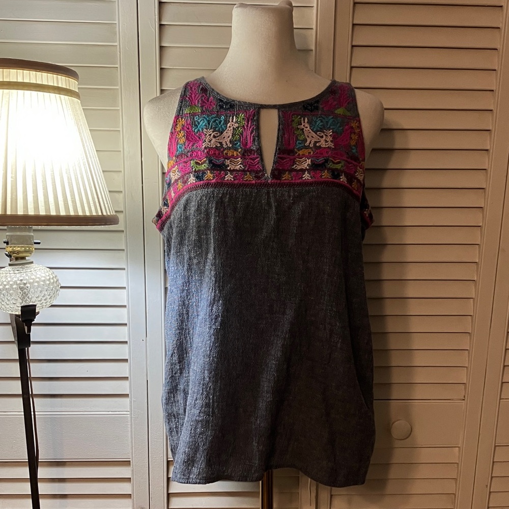 Colorful Embroidered Sleeveless Blouse